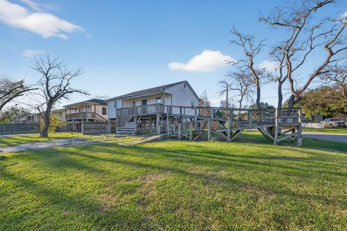506 Oklahoma Ave, Bacliff, TX, 77518-1306 | Card Image