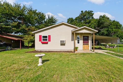 218 Greenmeadow Ln, Clyde, TX, 79510-4466 | Card Image