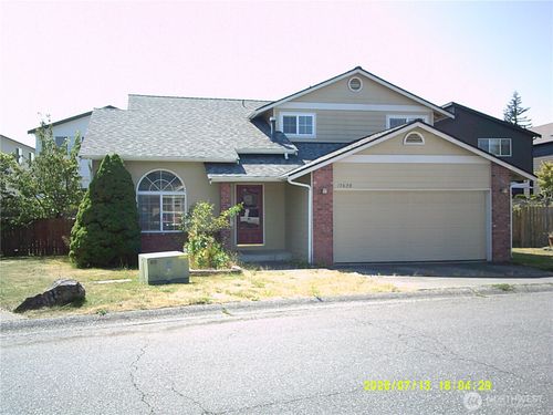 72-17628 27th Ave Ne, Marysville, WA, 98271-4941 | Card Image
