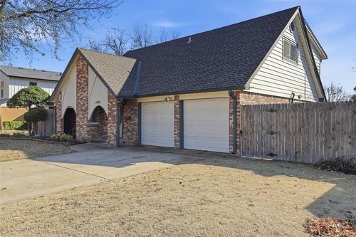 1424 Cambridge Drive, Norman, OK, 73069 | Card Image
