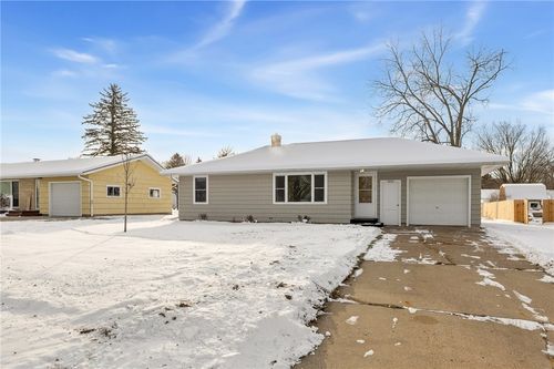 18191 Hopkins St, Whitehall, WI, 54773-8433 | Card Image