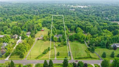 Aerial view of property with approximate property lines | Image 3