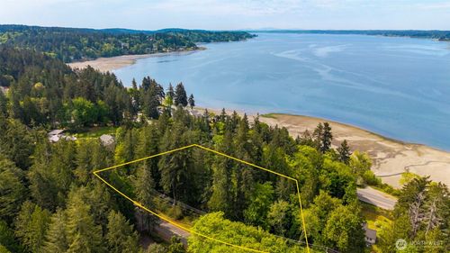 13502 Goodnough Dr Nw, Gig Harbor, WA, 98332-8656 | Card Image