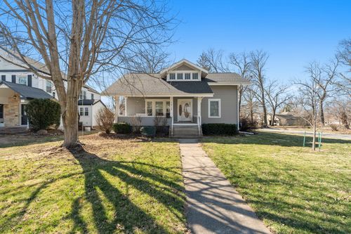 1017 S 6th Ave W, Newton, IA, 50208-4552 | Card Image