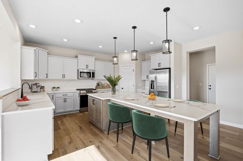 14553 107th Pl N, Maple Grove, MN, 55369-7426 | Card Image