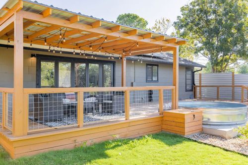 2405 Trafalgar Dr, Austin, TX, 78723-4003 | Card Image