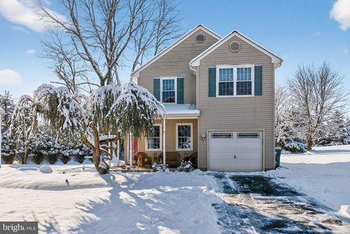 221 Stanford Pl, NEWTOWN, PA, 18940-1659 | Card Image