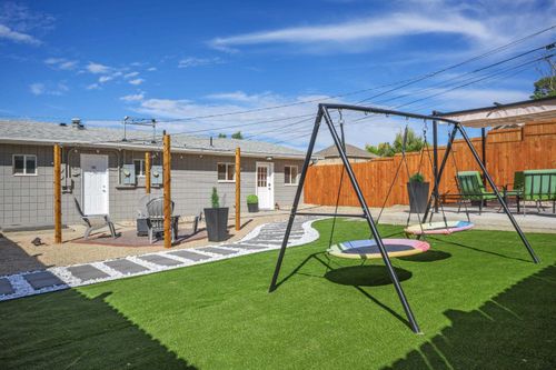 1105 &amp; 1107 S Chestnut Street, Casper, WY, 82601 | Card Image