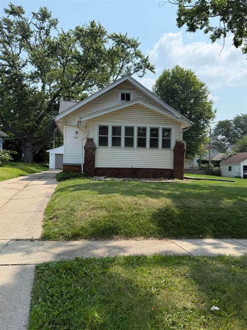 1606 23rd St, ROCKFORD, IL, 61108-5809 | Card Image