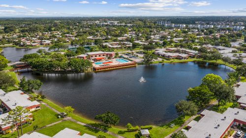 811 Salem Ln, Lake Worth, FL, 33467-2756 | Card Image