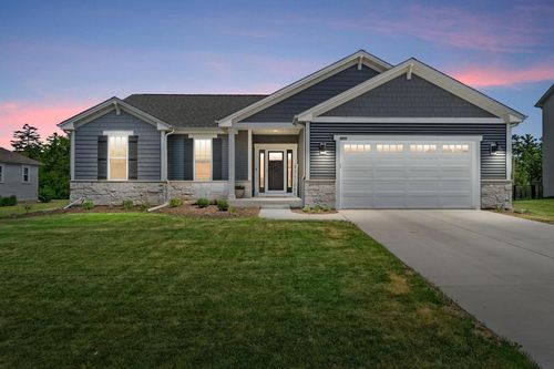 9644 S Bergamont Drive, Franklin, WI, 53132 | Card Image