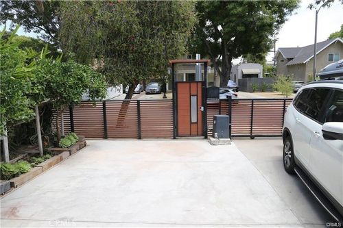 1323 N Cherokee Ave, LOS ANGELES, CA, 90004-1006 | Card Image