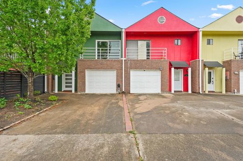 2321 Commonwealth St, Houston, TX, 77006-1809 | Card Image