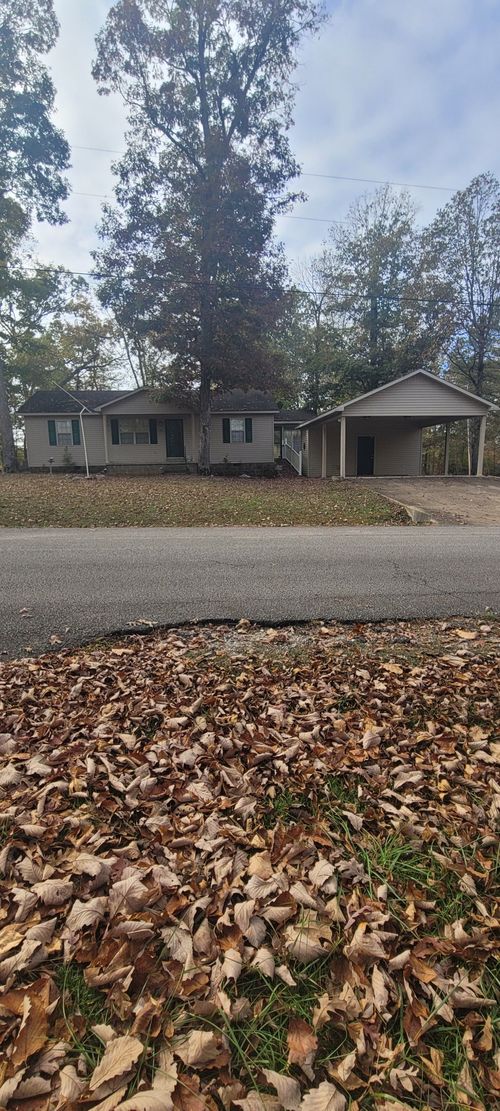 710 Woodlawn Shores Rd, Sugar Tree, TN, 38380-5430 | Card Image
