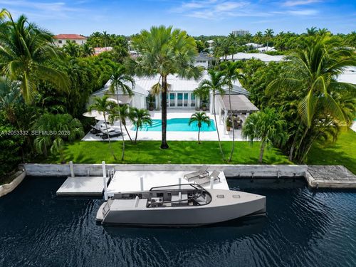 2273 Bayview Ln, North Miami, FL, 33181-2409 | Card Image