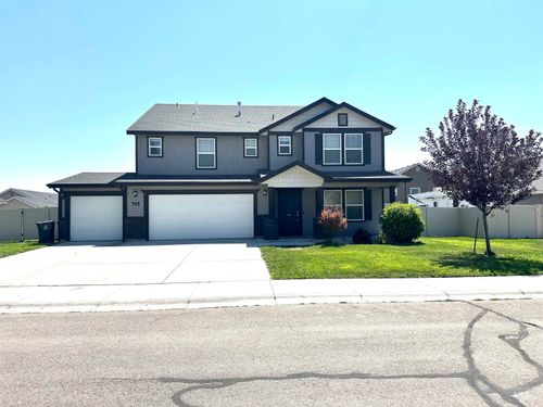 745 Inby St, Mountain Home, ID, 83647-2847 | Card Image
