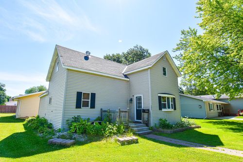 606 Kendall Ave S, Thief River Falls, MN, 56701-3604 | Card Image