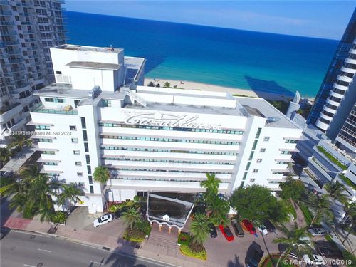 528-6345 Collins Ave, Miami Beach, FL, 33141 | Card Image