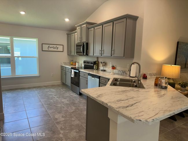 kitchen | Image 4