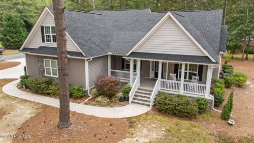1 Miles Ct, Pinehurst, NC, 28374-9641 | Card Image