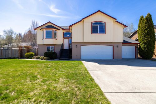 17922 E 11th Ct, Greenacres, WA, 99016-8658 | Card Image