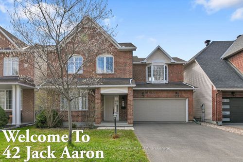 42 Jack Aaron Drive, South of Baseline to Knoxdale, ON, K2G6M4 | Card Image