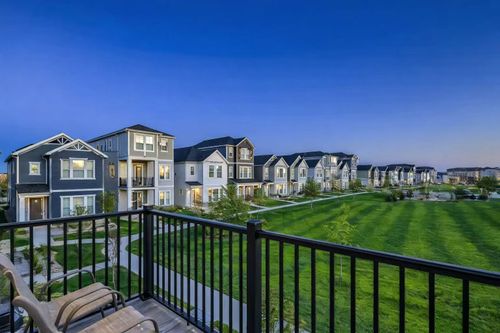 11289 81st Way N, Maple Grove, MN, 55369-2746 | Card Image