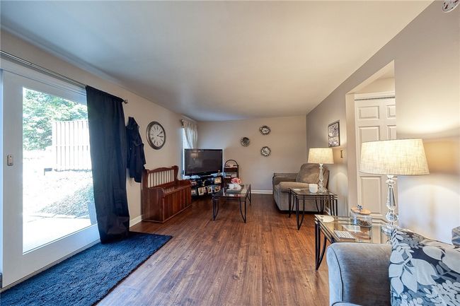 92 Locust Ct, Condo with 3 bedrooms, 2 bathrooms and 1 parking in Pittsburgh PA | Image 8
