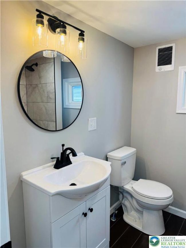 332 W Patterson St, House other with 3 bedrooms, 1 bathrooms and null parking in Lansford PA | Image 20