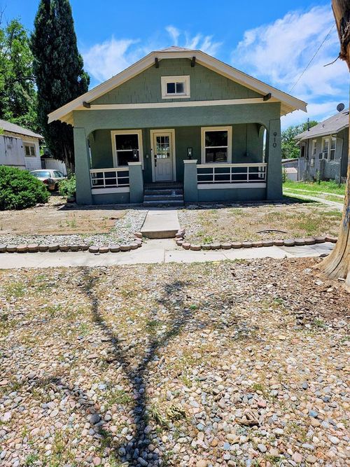 910 E 11th St, Pueblo, CO, 81001-2921 | Card Image