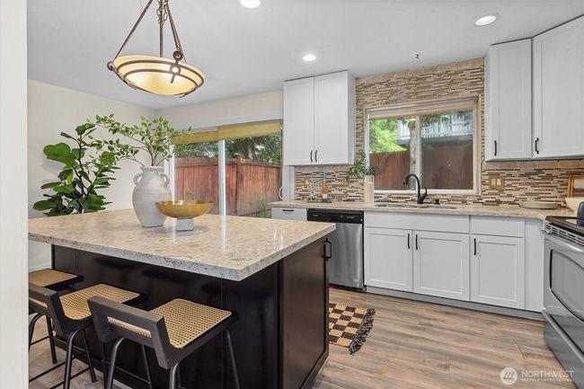 18805 20 Th Ave Se, House other with 3 bedrooms, 3 bathrooms and 2 parking in Bothell WA | Image 7