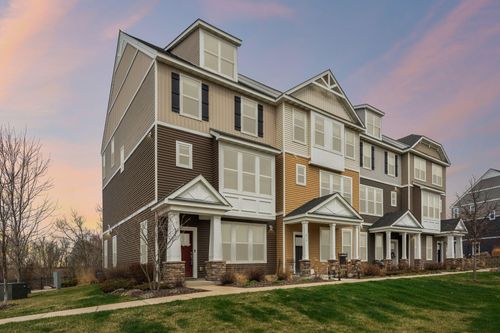 623 Satori Way, Chaska, MN, 55318-2745 | Card Image