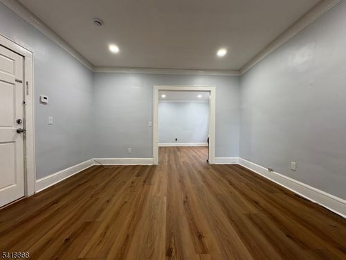 apt-2-16 Jacoby St, Maplewood, NJ, 07040-3151 | Card Image