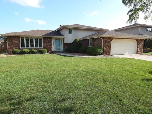 8101 Braeburn Ln, Orland Park, IL, 60462-4917 | Card Image