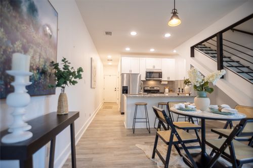 5-21201 Portsmouth Cv, Lago Vista, TX, 78645-2267 | Card Image