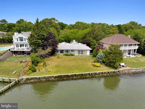 129 E Bay View Dr, ANNAPOLIS, MD, 21403-4105 | Card Image