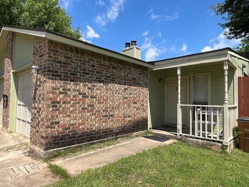 a-6301 Cameron Rd, Austin, TX, 78723-1100 | Card Image