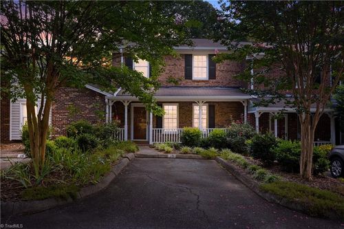 15 Brandy Ct, Greensboro, NC, 27409-2323 | Card Image