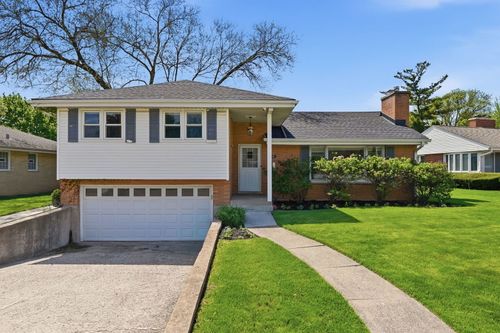 389 Michael John Dr, Park Ridge, IL, 60068-2628 | Card Image