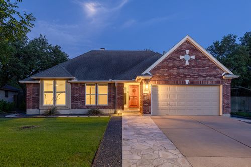 6901 Breezy Pass, Austin, TX, 78749-1735 | Card Image