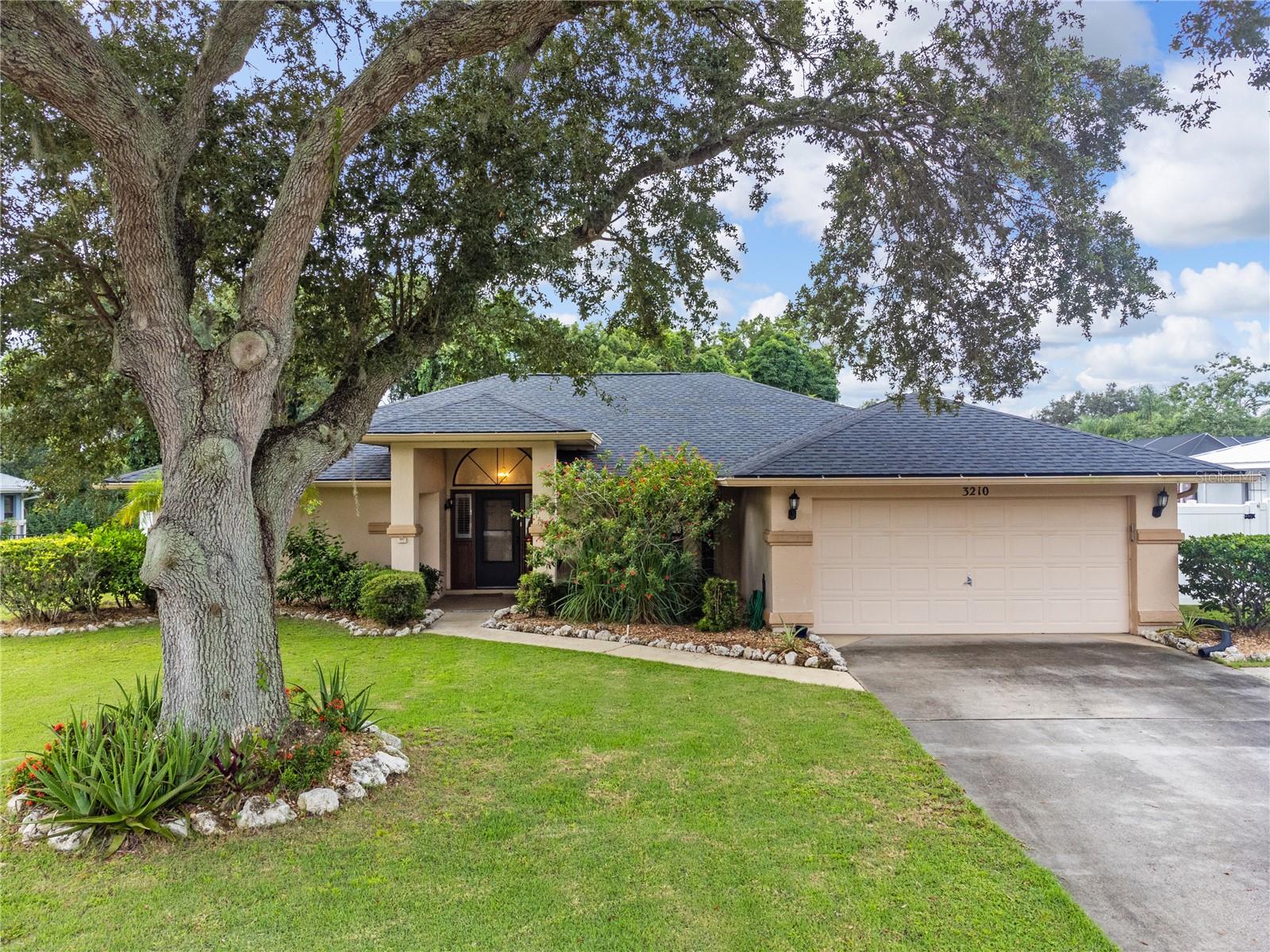 46th Dr, Bradenton, FL 34203