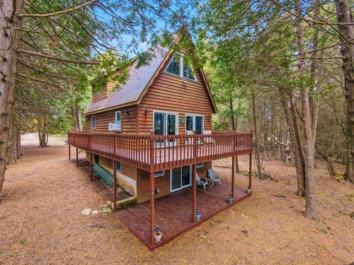 7976 W Cedar Drive, Forestville, WI, 54213 | Card Image