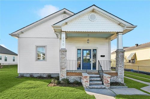 290 Brooklyn Ave, Jefferson, LA, 70121-2833 | Card Image