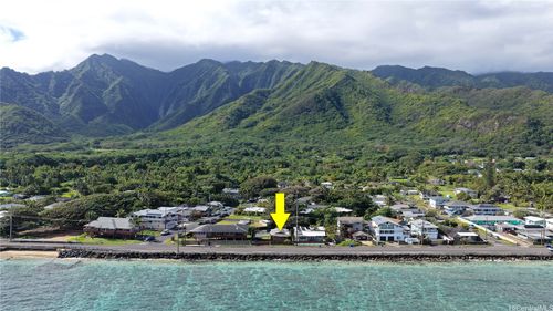 53-886 Kamehameha Hwy, Hauula, HI, 96717-9685 | Card Image