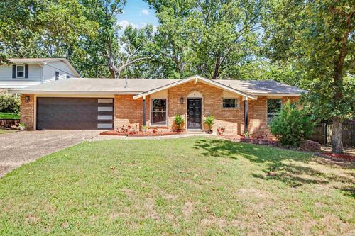 4 Sallisaw Cir, North Little Rock, AR, 72116-5328 | Card Image