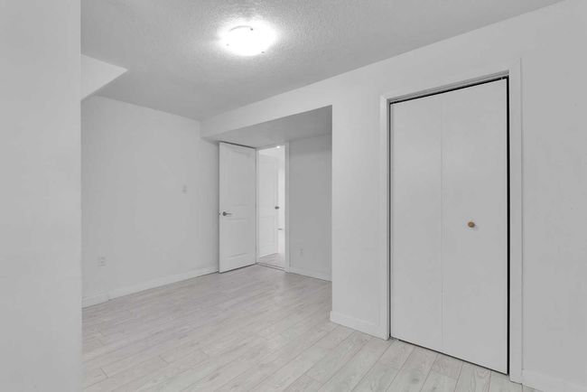 3248 Dovercliffe Rd Se, House other with 5 bedrooms, 2 bathrooms and 2 parking in Calgary AB | Image 28