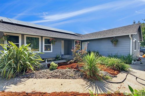 185 Westside Hwy, Vader, WA, 98593-9728 | Card Image