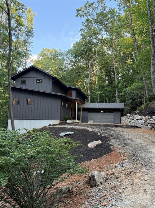 285 Poplar Crest Dr, Pisgah Forest, NC, 28768-3708 | Card Image