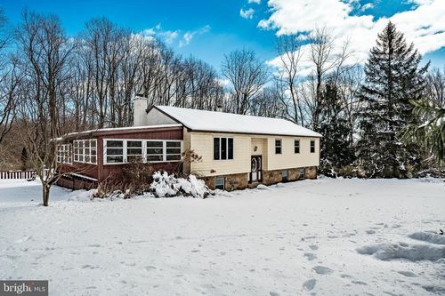 307 Thornton Rd, THORNTON, PA, 19373-1063 | Card Image