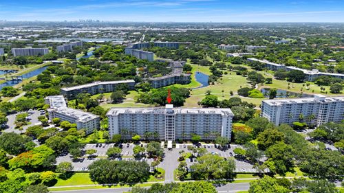 406-3510 Oaks Way, Pompano Beach, FL, 33069 | Card Image